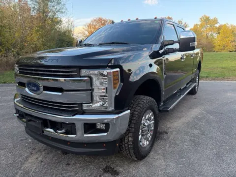 Photos of 2019 Ford F-250SD Lariat for sale in Indianapolis, IN at Indy Luxury Motorsports