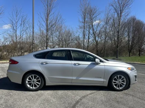 Photos of 2019 Ford Fusion Hybrid SEL for sale in Indianapolis, IN at Indy Luxury Motorsports
