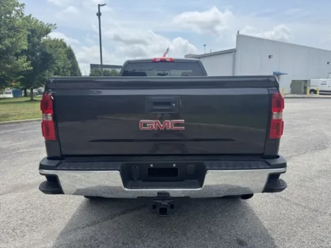 More photos of 2016 GMC Sierra 2500HD at Indy Luxury Motorsports, IN