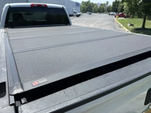 More photos of 2019 Chevrolet Silverado 2500HD Work Truck at Indy Luxury Motorsports, IN