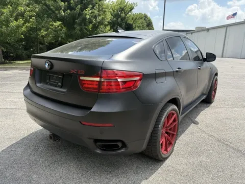 More photos of 2013 BMW X6 xDrive50i at Indy Luxury Motorsports, IN