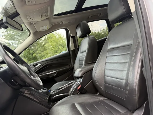 2014 Ford Escape Titanium photo 12