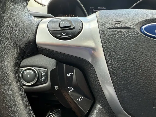 2014 Ford Escape Titanium photo 21