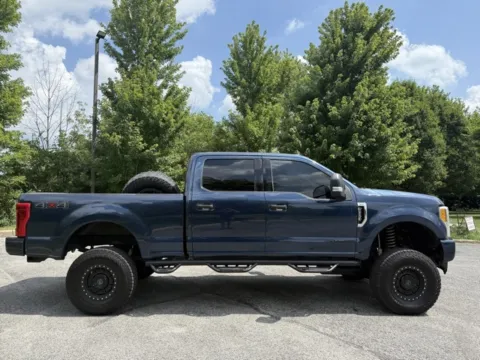 Photos of 2017 Ford F-250SD XLT for sale in Indianapolis, IN at Indy Luxury Motorsports