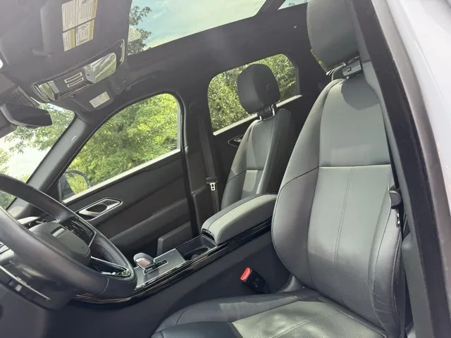 2024 Land Rover Range Rover Velar SE photo 13