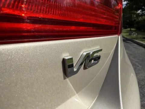 More photos of 2015 Honda Accord EX-L at Indy Luxury Motorsports, IN