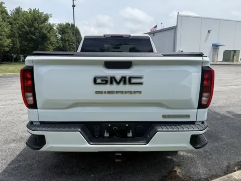 More photos of 2021 GMC Sierra 1500 Elevation at Indy Luxury Motorsports, IN