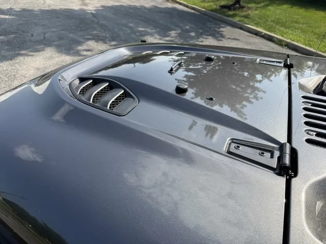 2016 Jeep Wrangler Sahara photo 4