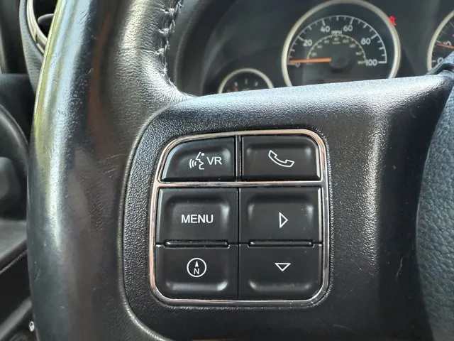 2016 Jeep Wrangler Sahara photo 15