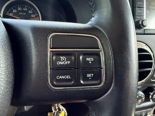 2016 Jeep Wrangler Sahara photo 23