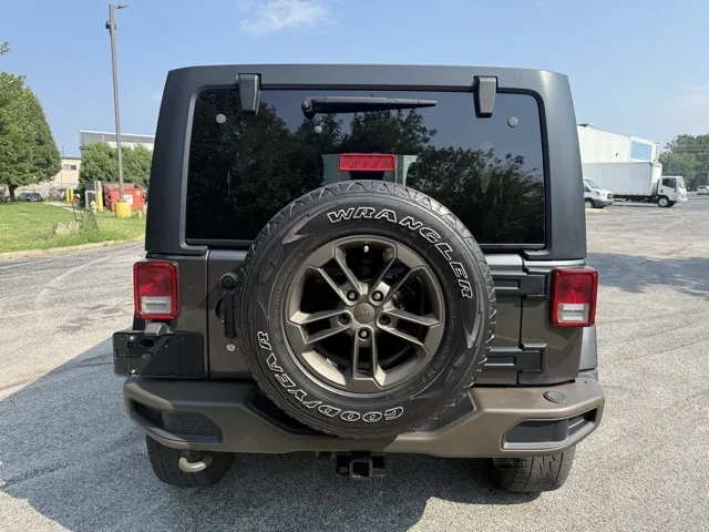 2016 Jeep Wrangler Sahara photo 21