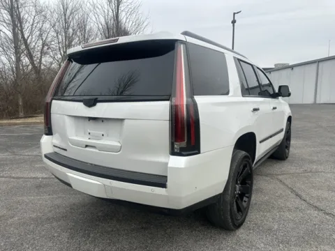 More photos of 2017 Cadillac Escalade Premium Luxury at Indy Luxury Motorsports, IN