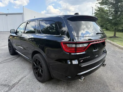 More photos of 2024 Dodge Durango R/T at Indy Luxury Motorsports, IN