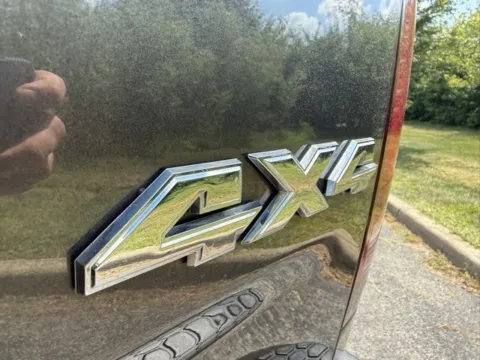 More photos of 2017 Ram 1500 Express at Indy Luxury Motorsports, IN