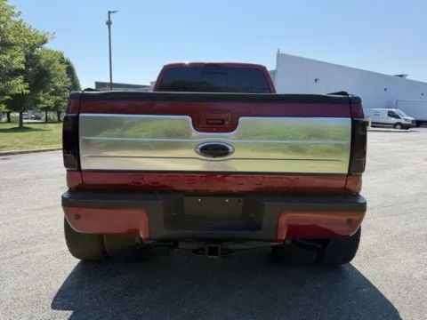 More photos of 2016 Ford F-350SD Platinum at Indy Luxury Motorsports, IN