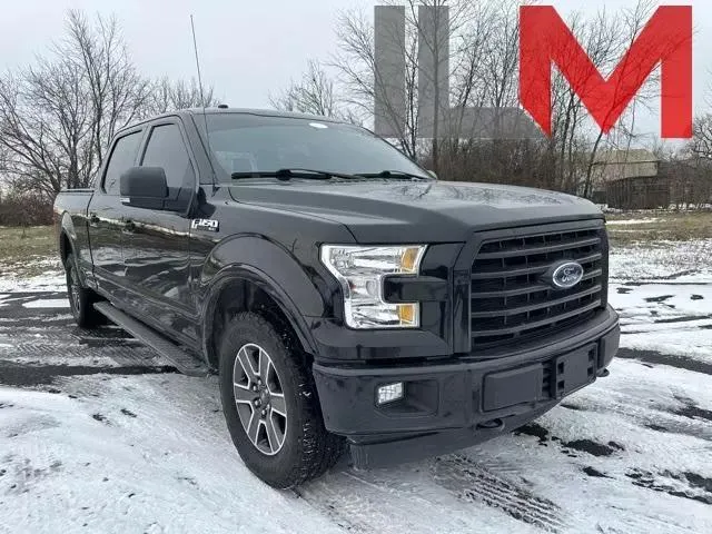 2017 Ford F-150 SuperCrew Cab XLT Pickup 4D 5 1/2 ft for sale in Indianapolis, IN