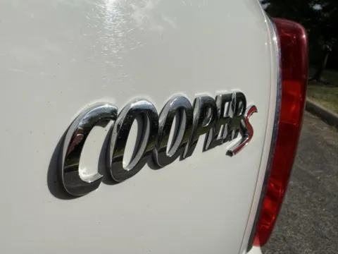 More photos of 2015 MINI Cooper S Countryman at Indy Luxury Motorsports, IN