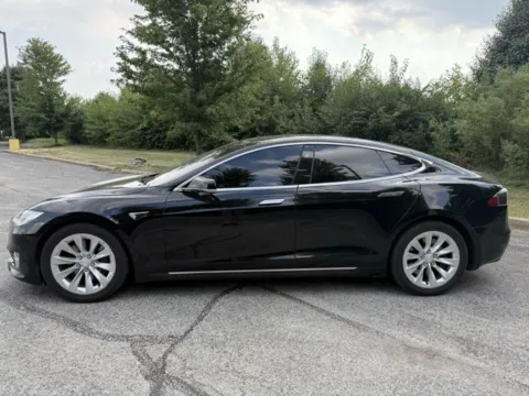 Another view of 2018 Tesla Model S 75D for sale in Indianapolis, IN at Indy Luxury Motorsports