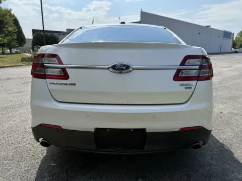 More photos of 2015 Ford Taurus SEL at Indy Luxury Motorsports, IN