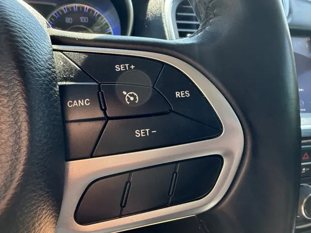 2018 Chrysler 300 Touring Limited photo 14
