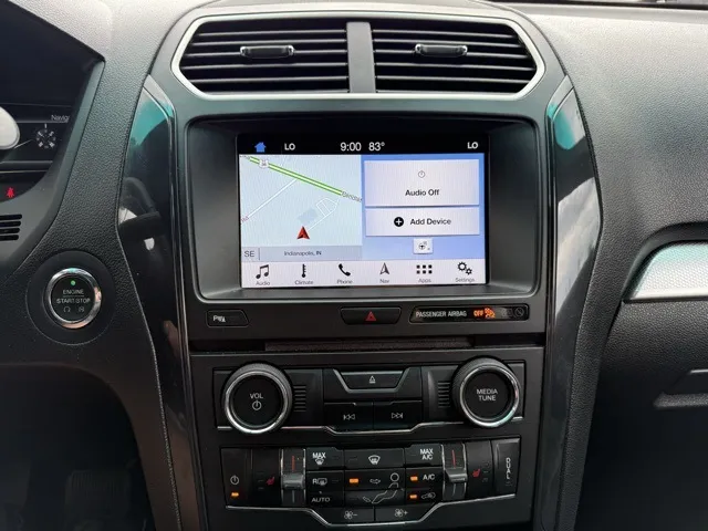 2017 Ford Explorer XLT photo 16