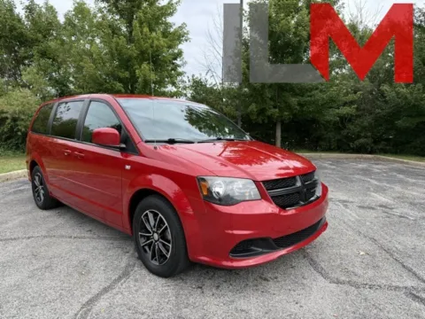 Red 2014 Dodge Grand Caravan SE for sale in Indianapolis, IN