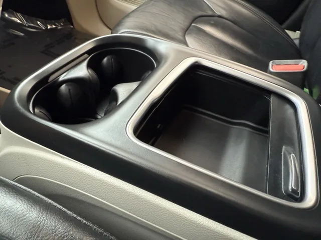 2017 Chrysler Pacifica Touring Plus photo 25