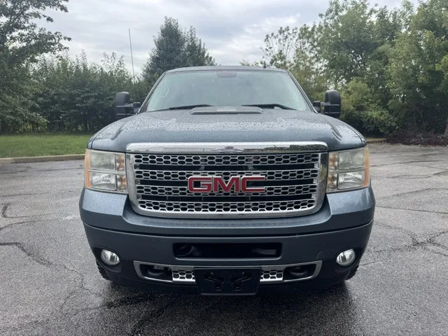 2011 Gmc Sierra Denali photo 3