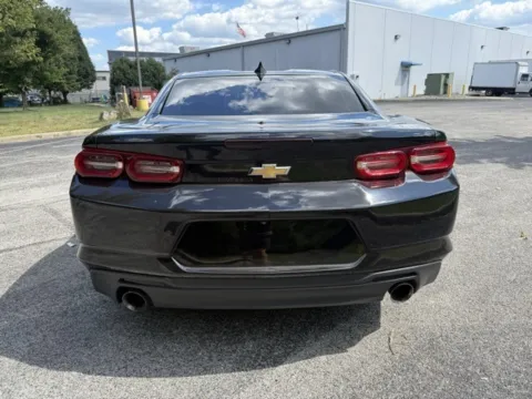 More photos of 2020 Chevrolet Camaro 1LT at Indy Luxury Motorsports, IN