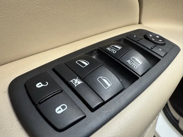2019 Jeep Grand Cherokee Limited photo 13
