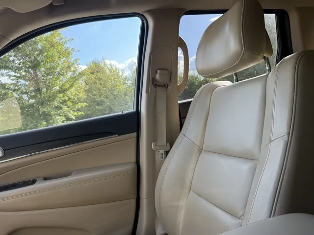 2019 Jeep Grand Cherokee Limited photo 28