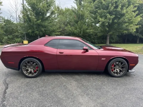 More photos of 2018 Dodge Challenger SRT 392 at Indy Luxury Motorsports, IN