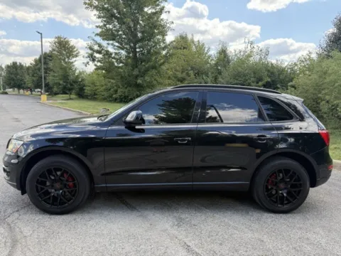 More photos of 2012 Audi Q5 2.0T Premium at Indy Luxury Motorsports, IN