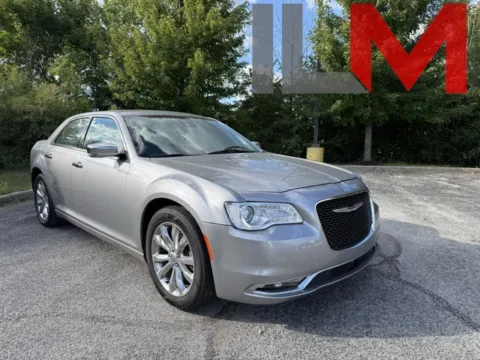Silver 2017 Chrysler 300 C for sale in Indianapolis, IN