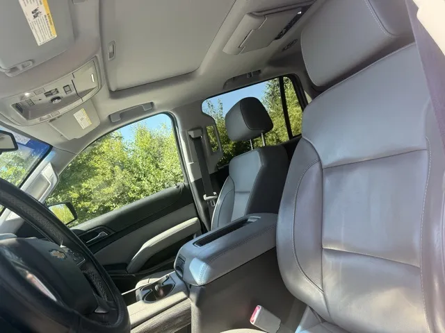 2017 Chevrolet Tahoe LT photo 25