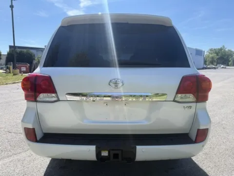 More photos of 2014 Toyota Land Cruiser at Indy Luxury Motorsports, IN