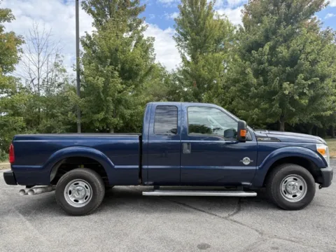 Photos of 2015 Ford F-350SD for sale in Indianapolis, IN at Indy Luxury Motorsports