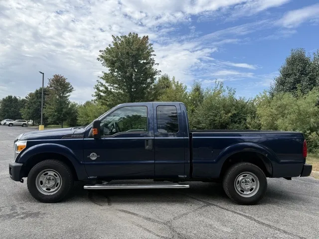 2015 Ford F-350 photo 14