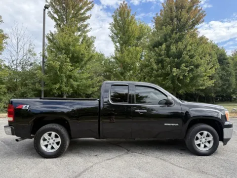Photos of 2012 GMC Sierra 1500 SLE for sale in Indianapolis, IN at Indy Luxury Motorsports
