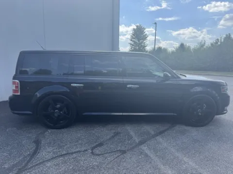 Photos of 2018 Ford Flex Limited for sale in Indianapolis, IN at Indy Luxury Motorsports