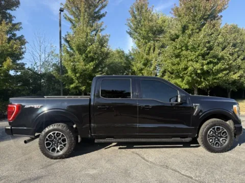 Photos of 2021 Ford F-150 XLT for sale in Indianapolis, IN at Indy Luxury Motorsports
