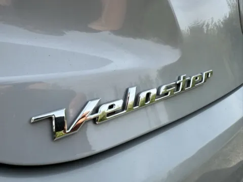 More photos of 2013 Hyundai Veloster RE:MIX at Indy Luxury Motorsports, IN