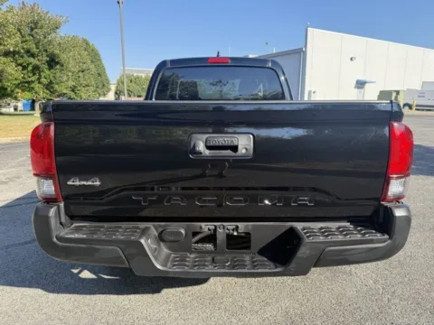 More photos of 2021 Toyota Tacoma at Indy Luxury Motorsports, IN