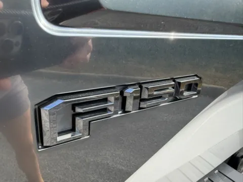 More photos of 2017 Ford F-150 Platinum at Indy Luxury Motorsports, IN
