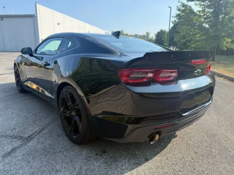 More photos of 2021 Chevrolet Camaro 1LT at Indy Luxury Motorsports, IN