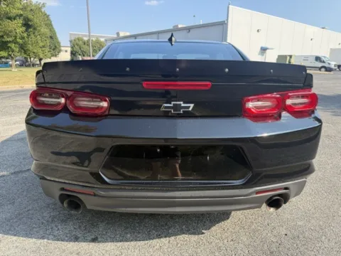 More photos of 2021 Chevrolet Camaro 1LT at Indy Luxury Motorsports, IN