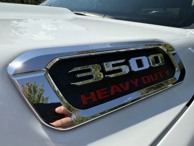 2019 Ram 3500 Laramie photo 3