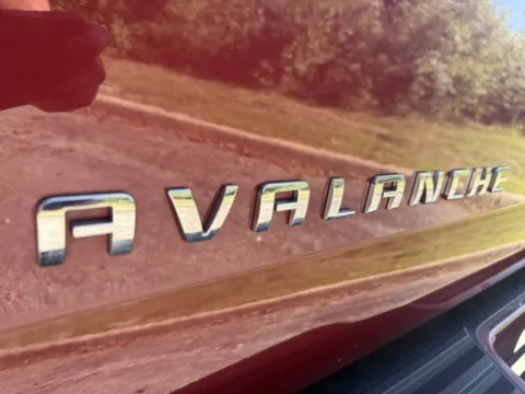 More photos of 2008 Chevrolet Avalanche 1500 LTZ at Indy Luxury Motorsports, IN