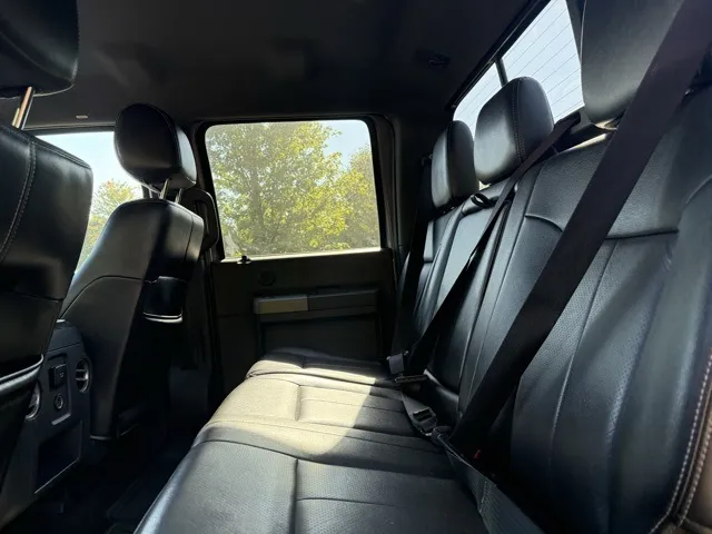 2013 Ford F-250 Lariat photo 6