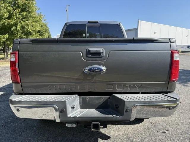 2013 Ford F-250 Lariat photo 3